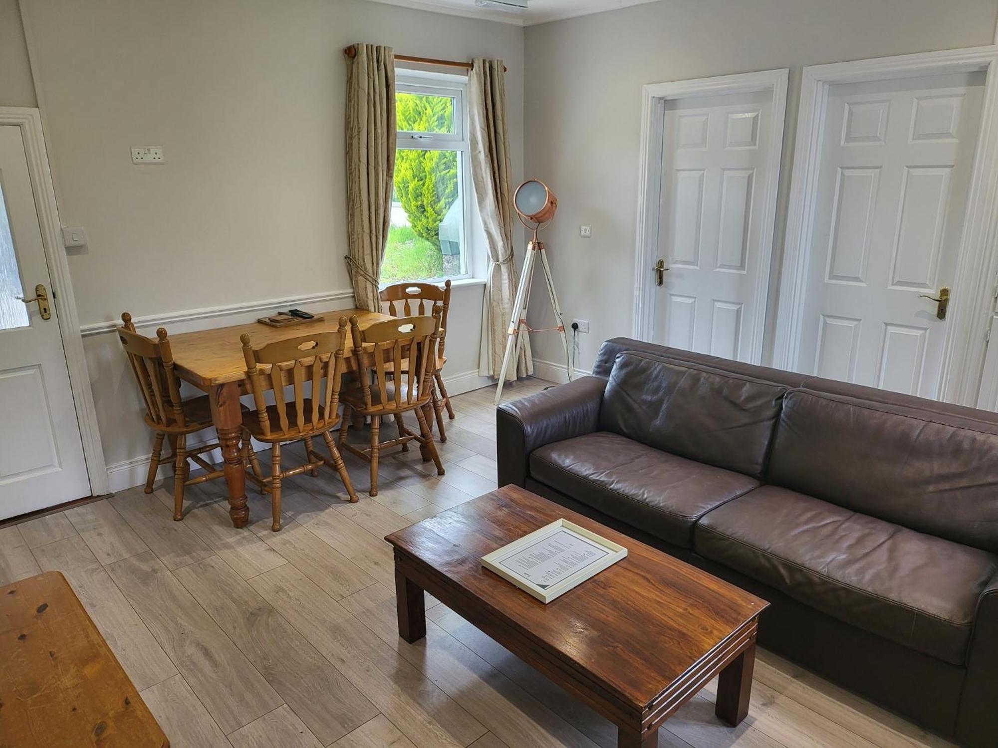 Peaceful Farm Cottage In Menlough Near Mountbellew, Ballinasloe, Athlone & Galway Exterior photo