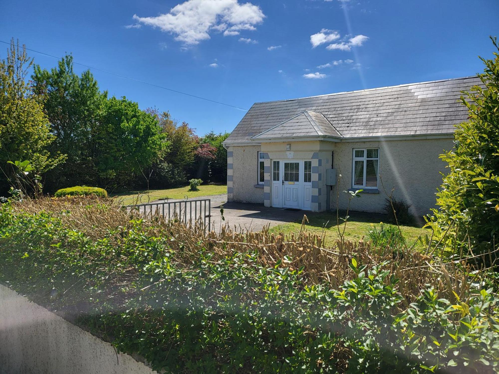 Peaceful Farm Cottage In Menlough Near Mountbellew, Ballinasloe, Athlone & Galway Exterior photo